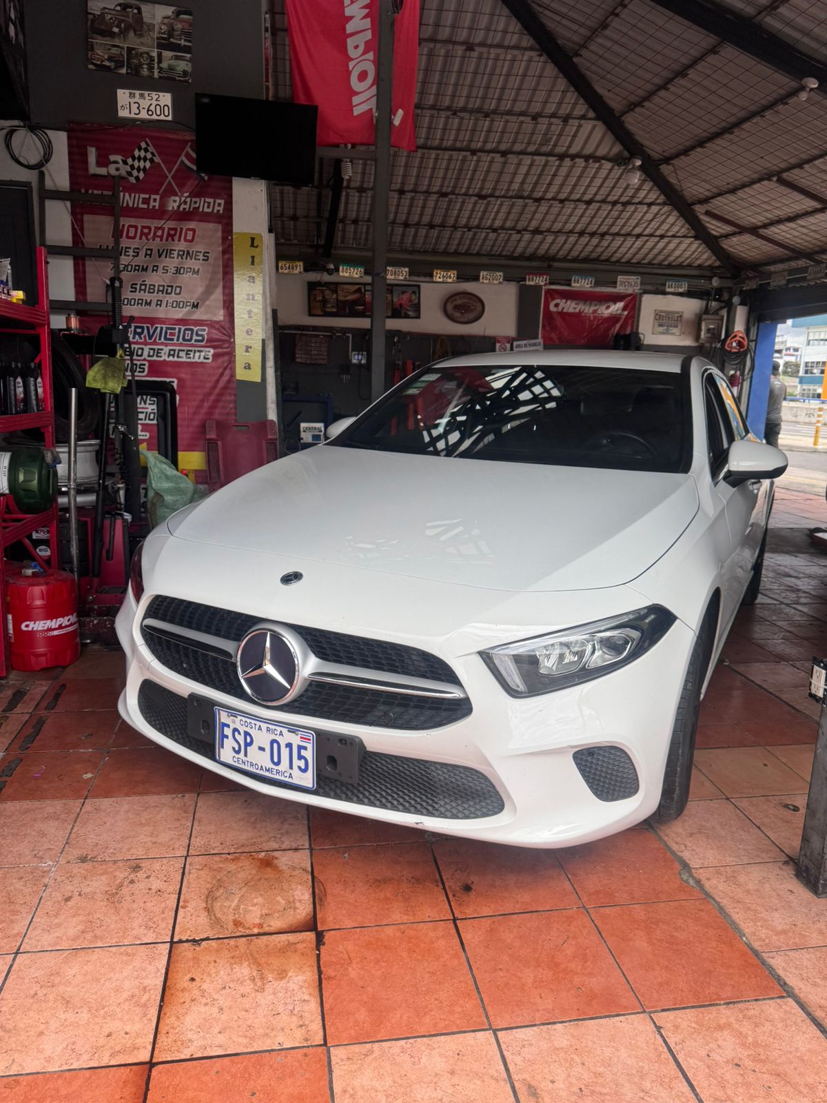 Mercedes en el taller
